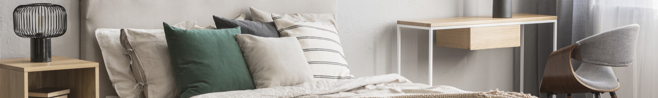 Одеяла и подушки