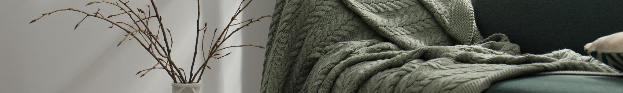 Пледы и покрывала